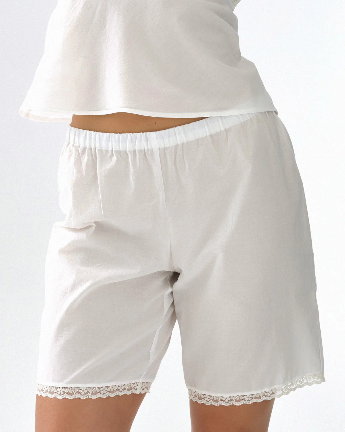 The Bermuda Short: Cotton Voile White - Image 3