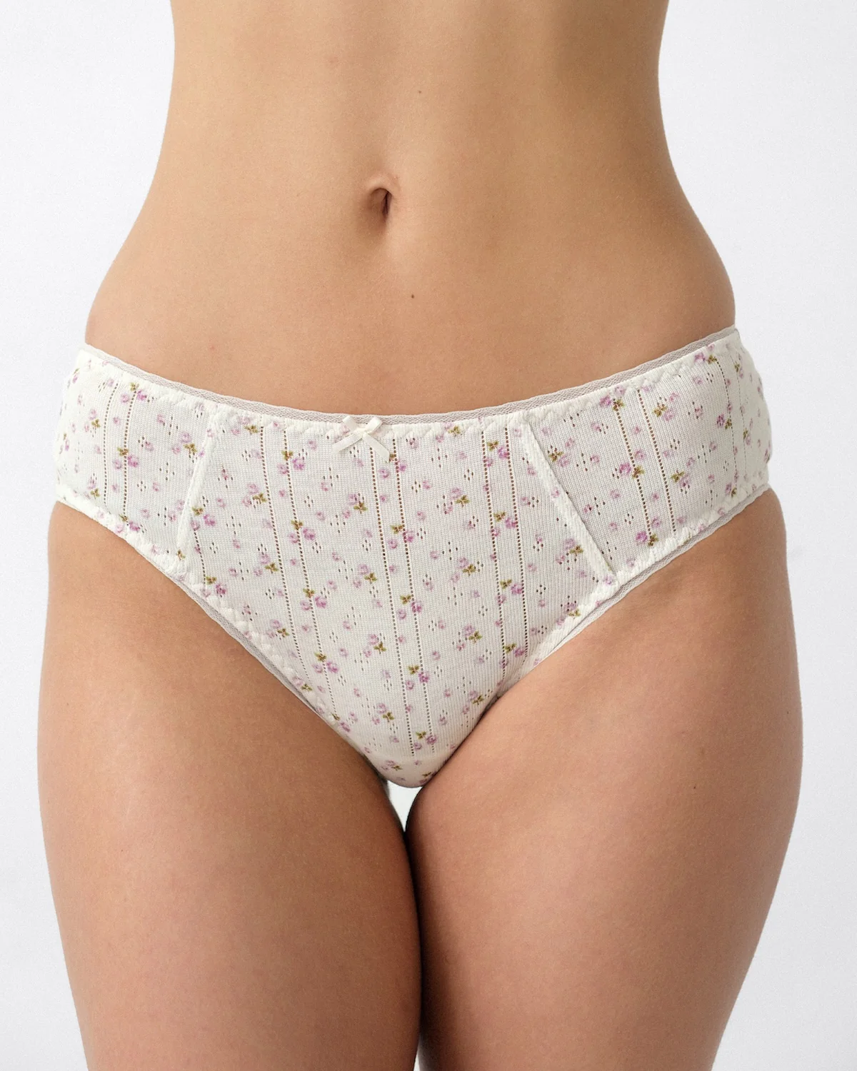 The Cozy Brief English Rose - Image 5